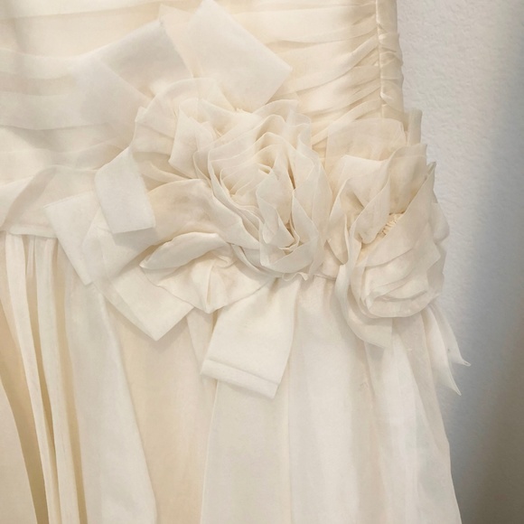 Amsale Wedding Gown - Sz 2 - Picture 6 of 10